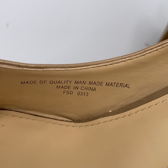 Enzo Angiolini Nude Heels Size 9 - Picture 15 of 16
